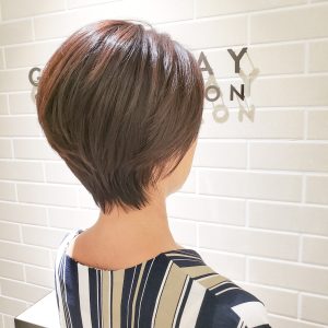 ボブから伸ばしてる方必見 長さを変えずに髪をすく方法とは 横浜の美容室 加藤隆史 カトウタカシ ブログサイト